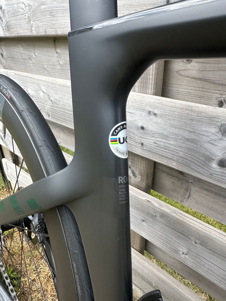 Used Canyon Aeroad Shimano Ultegra Di2 2023 Road & Gravel, Black — image 7 of 17