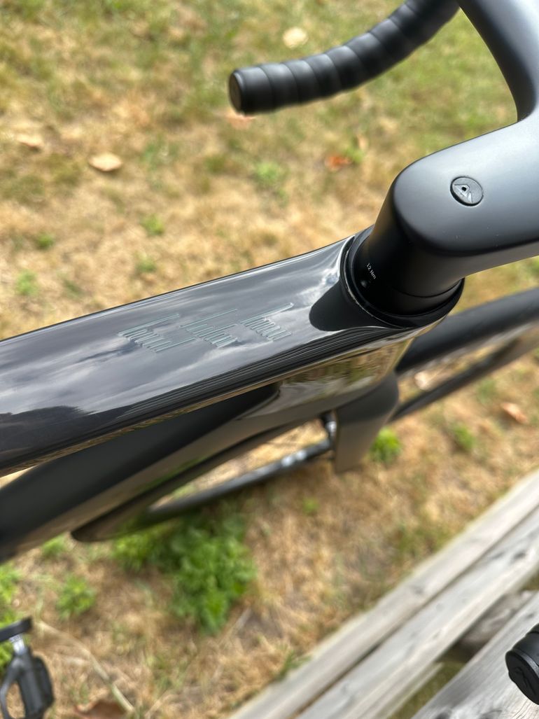 Used Canyon Aeroad Shimano Ultegra Di2 2023 Road & Gravel, Black — image 5 of 17