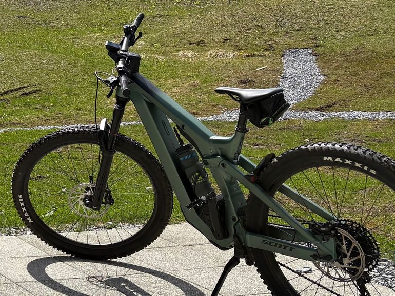 Used Scott ERIDE 930 2024 2024 Mountainbike, Green — image 1 of 3
