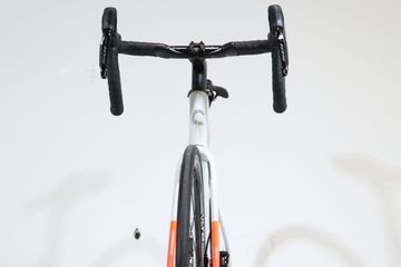 Cannondale SuperSix EVO 3 2024 2024 Road & Gravel usato, Bianco — immagine 5 di 5