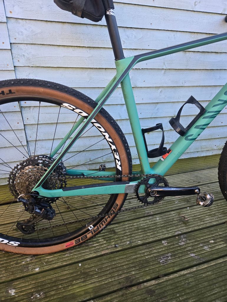 Used Canyon Exceed CF 7 2023 2023 Mountainbike, Green, 29 — image 6 of 9