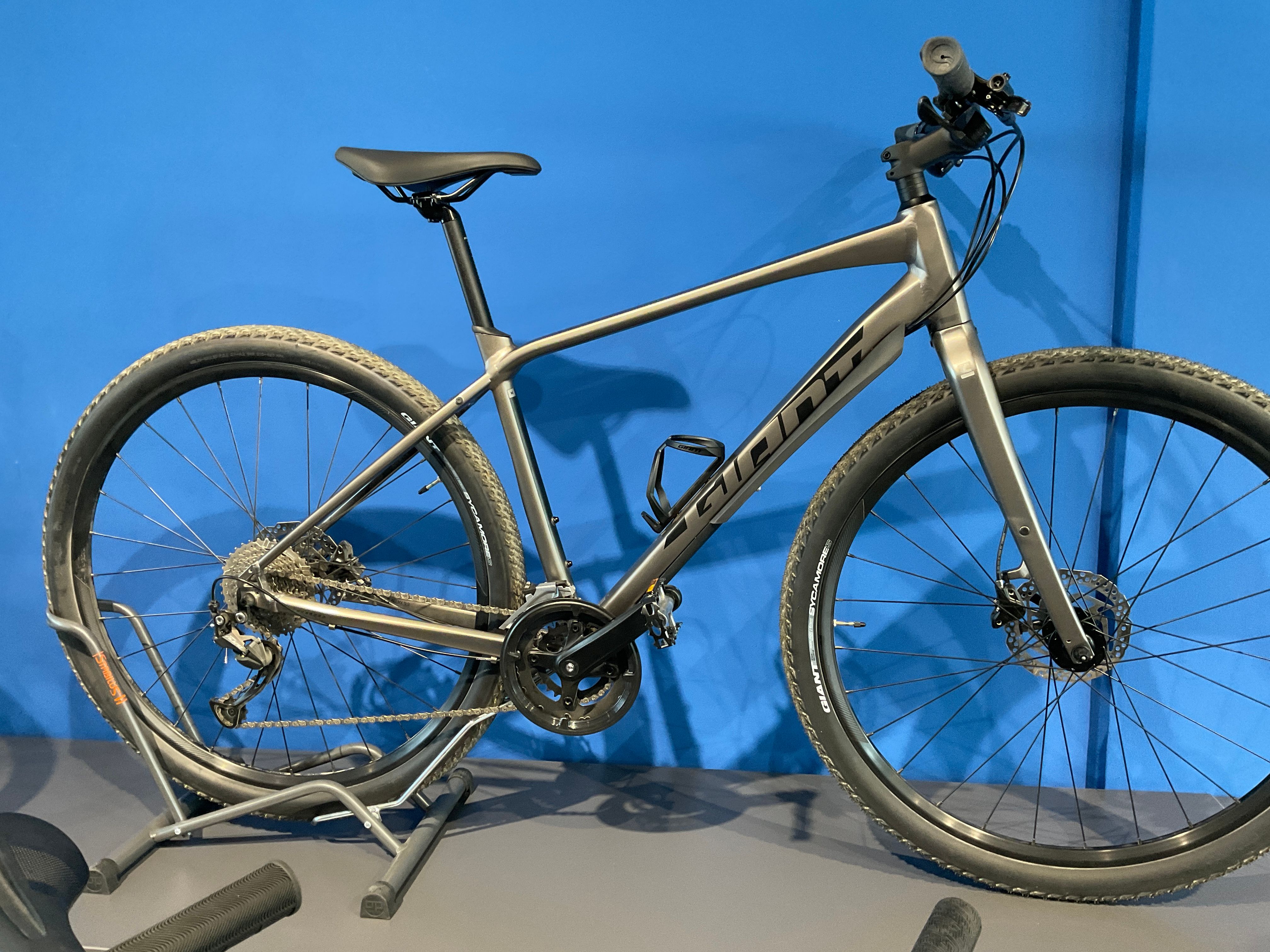 Road Bike Giant Toughroad 2021 Review Best 2021 Giant Toughroad