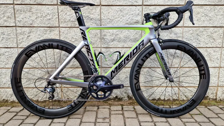 Used Merida MERIDA REACTO 5000 2017 Road & Gravel — image 1 of 6