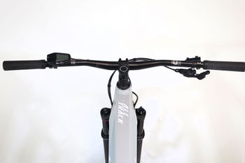 Used Haibike AllTrack Shimano Deore 2023 Mountainbike, Light Gray — image 6 of 6