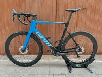 Gebrauchtes Giant Propel Advanced Pro 0 2024 2024 Road & Gravel, Schwarz — Bild 4 von 27