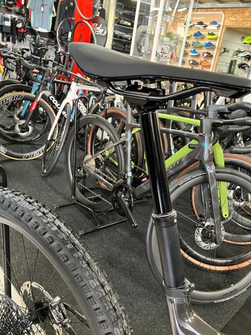 Scott Spark ST 900 Tuned 2023 2023 Mountainbike usato, Nero — immagine 8 di 11