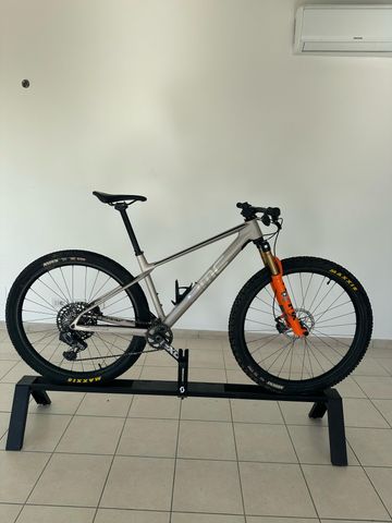 Used BMC Twostroke SRAM X01 2023 Mountainbike, Light Gray — image 1 of 6