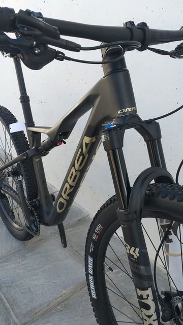 Used Orbea OIZ M30 2024 2024 Mountainbike, Green, 29 — image 2 of 3