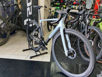 Brugt Scott Addict RC Pro 2025 Road & Gravel — billede 2 af 9