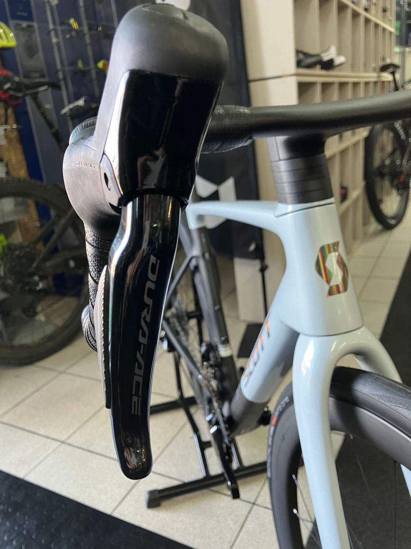 Brugt Scott Addict RC Pro 2025 Road & Gravel — billede 5 af 9