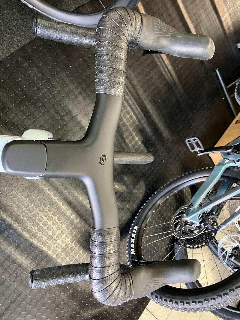 Brugt Scott Addict RC Pro 2025 Road & Gravel — billede 8 af 9