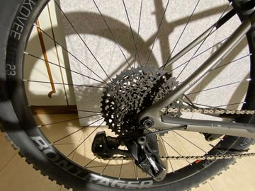 Used Trek Procaliber SRAM GX 2021 Mountainbike, Light Gray — image 2 of 7