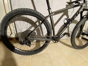Used Trek Procaliber SRAM GX 2021 Mountainbike, Light Gray — image 4 of 7