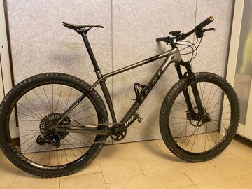 Used Trek Procaliber SRAM GX 2021 Mountainbike, Light Gray — image 1 of 7