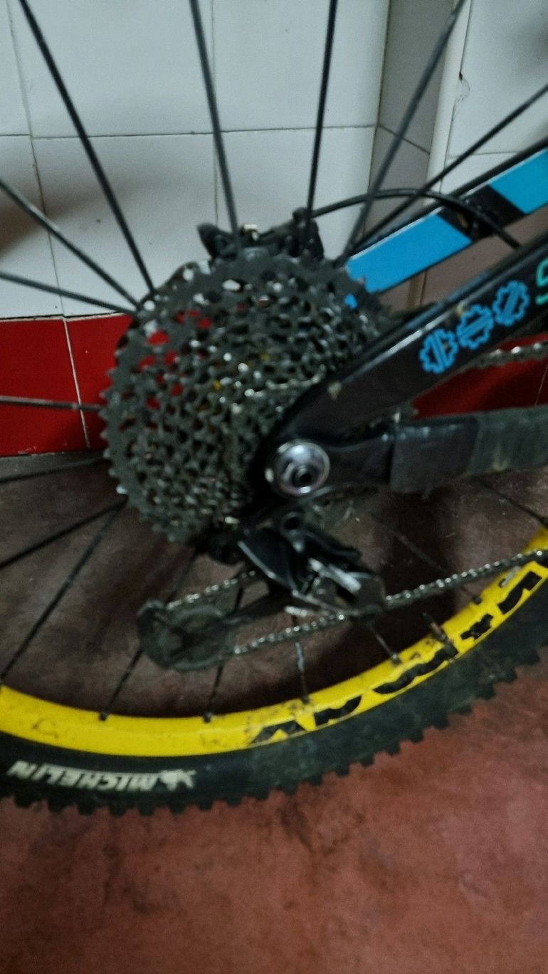Used Devinci Spartan SRAM GX Eagle 2016 Mountainbike, Green — image 3 of 3