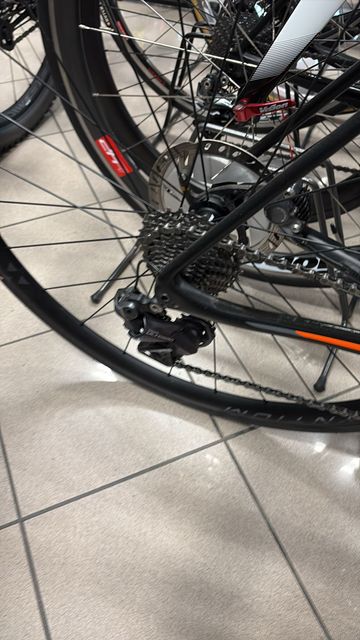 Brugt Trek Émonda SLR 7 Disc 2019 2019 Road & Gravel — billede 3 af 3