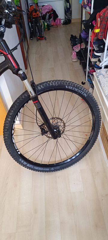 Used Specialized Stumpjumper 2005 Mountainbike, Black, 29 — image 3 of 11