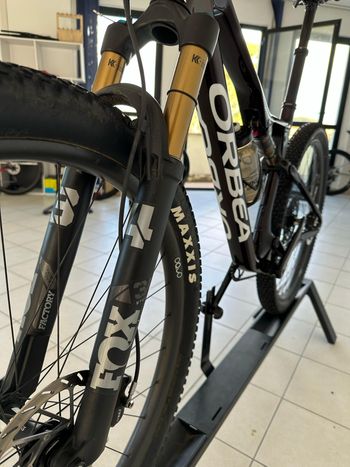 Używany Orbea OIZ M-PRO 2024 2024 Mountainbike — zdjęcie 5 z 6