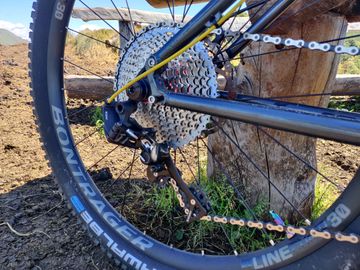 Used Transition Transam 2017 Mountainbike, Light Gray — image 5 of 5