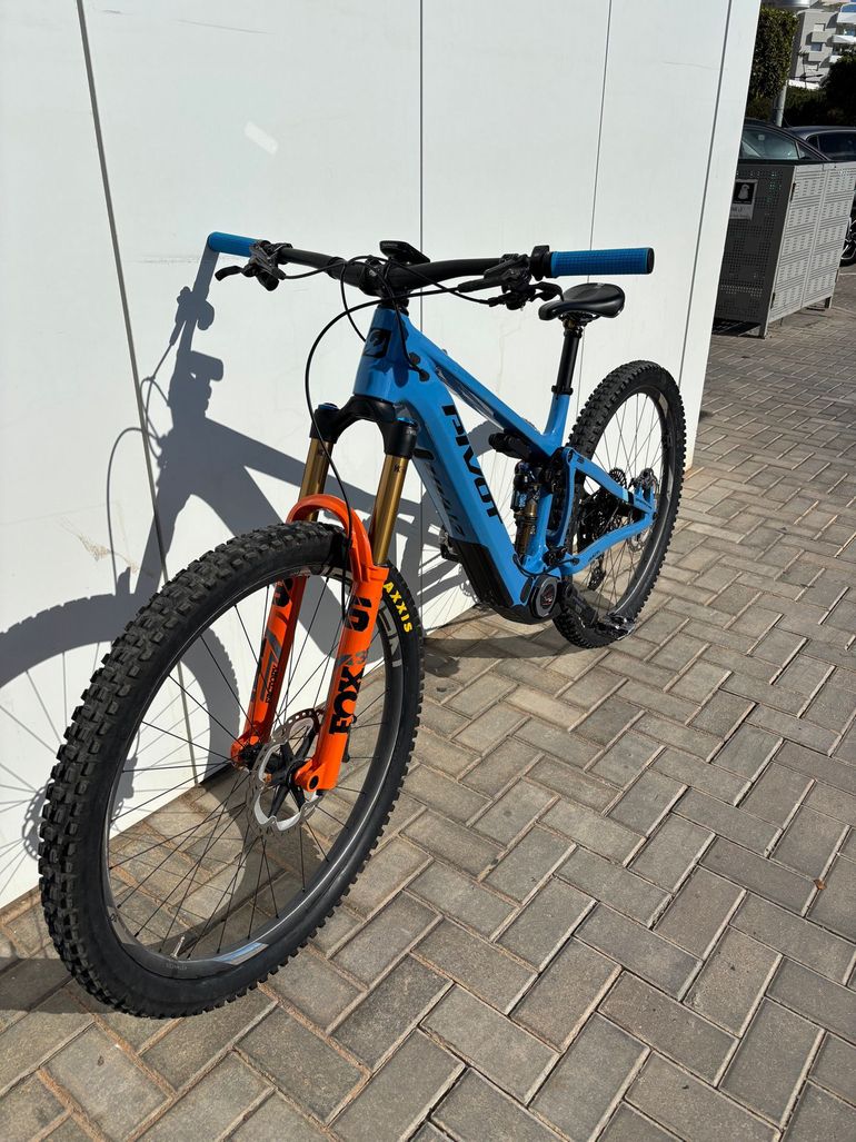 Brugt Pivot Shuttle AM Sram Eagle Transmission XX 2024 Mountainbike — billede 5 af 6