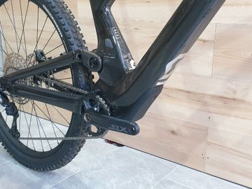 Used Scott Genius 920 2023 2023 Mountainbike, Light Gray, 29 — image 4 of 5