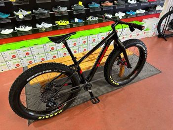 Used Trek Farley SRAM XX1 Eagle AXS 2021 Mountainbike, Black — image 4 of 10