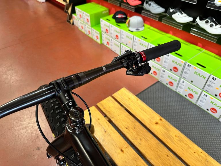 Used Trek Farley SRAM XX1 Eagle AXS 2021 Mountainbike, Black — image 7 of 10