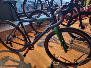 Used Officine Mattio Santiago Levante Limited Edition 2023 2023 Road & Gravel, Schwarz — image 6 of 9