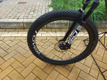 Used Specialized Epic Expert 2021 2021 Mountainbike, Red, 29 — image 9 of 9