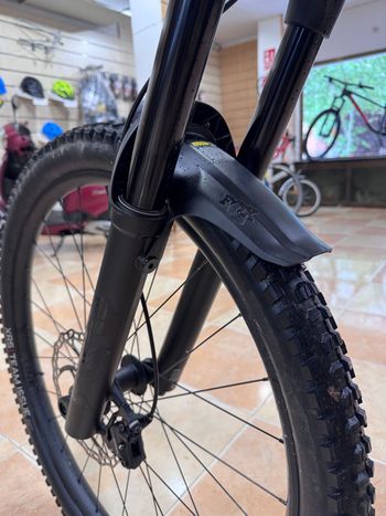 Trek Slash+ 9.7 SLX/XT 2025 2025 Mountainbike usato, Rosso — immagine 4 di 7