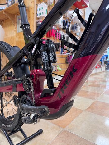 Trek Slash+ 9.7 SLX/XT 2025 2025 Mountainbike usato, Rosso — immagine 5 di 7
