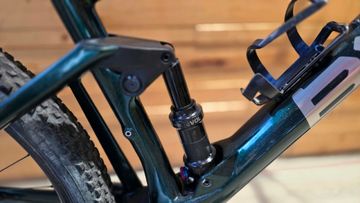 Used BMC Fourstroke 01 LT | ONE 2022 2022 Mountainbike, Green, 29 — image 6 of 11