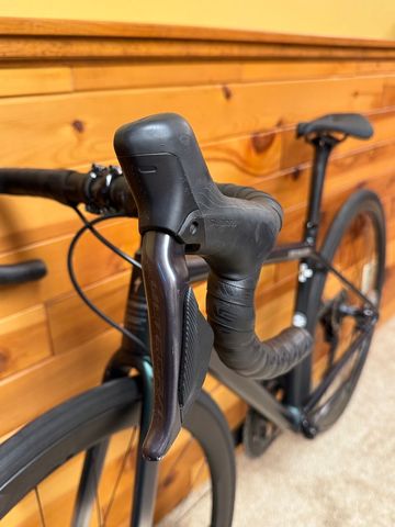 Used Specialized Aethos Expert 2022 2022 Road & Gravel, Black — image 10 of 19