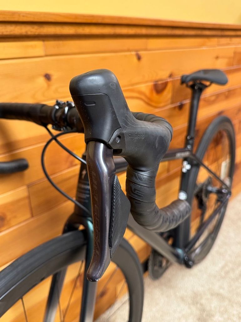 Used Specialized Aethos Expert 2022 2022 Road & Gravel, Black — image 10 of 19