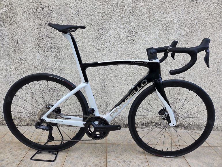 Brugt Pinarello F7 ULTEGRA Di2 2024 2024 Road & Gravel — billede 1 af 9
