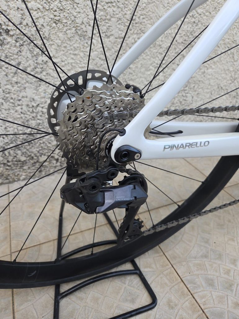 Brugt Pinarello F7 ULTEGRA Di2 2024 2024 Road & Gravel — billede 8 af 9