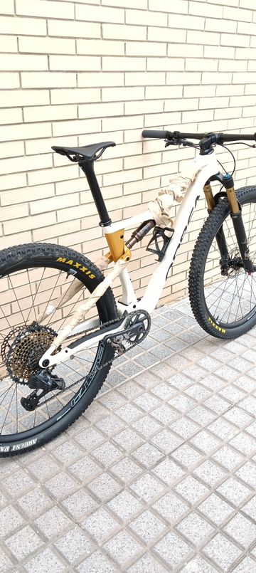 Brugt Orbea OIZ M10 AXS 2024 2024 Mountainbike — billede 4 af 8