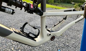 Used Rocky Mountain Instinct Frameset 2024 Mountainbike, Light Gray — image 7 of 9