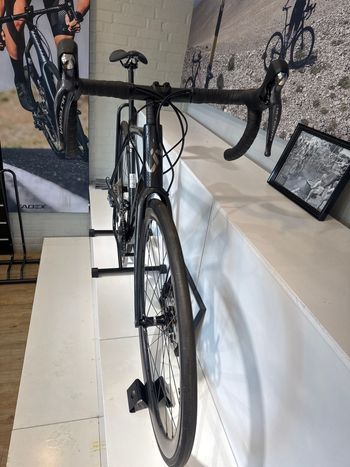 Liv Langma Advanced, Disc 1+ 2022 2022 Road & Gravel usato, Nero — immagine 4 di 5
