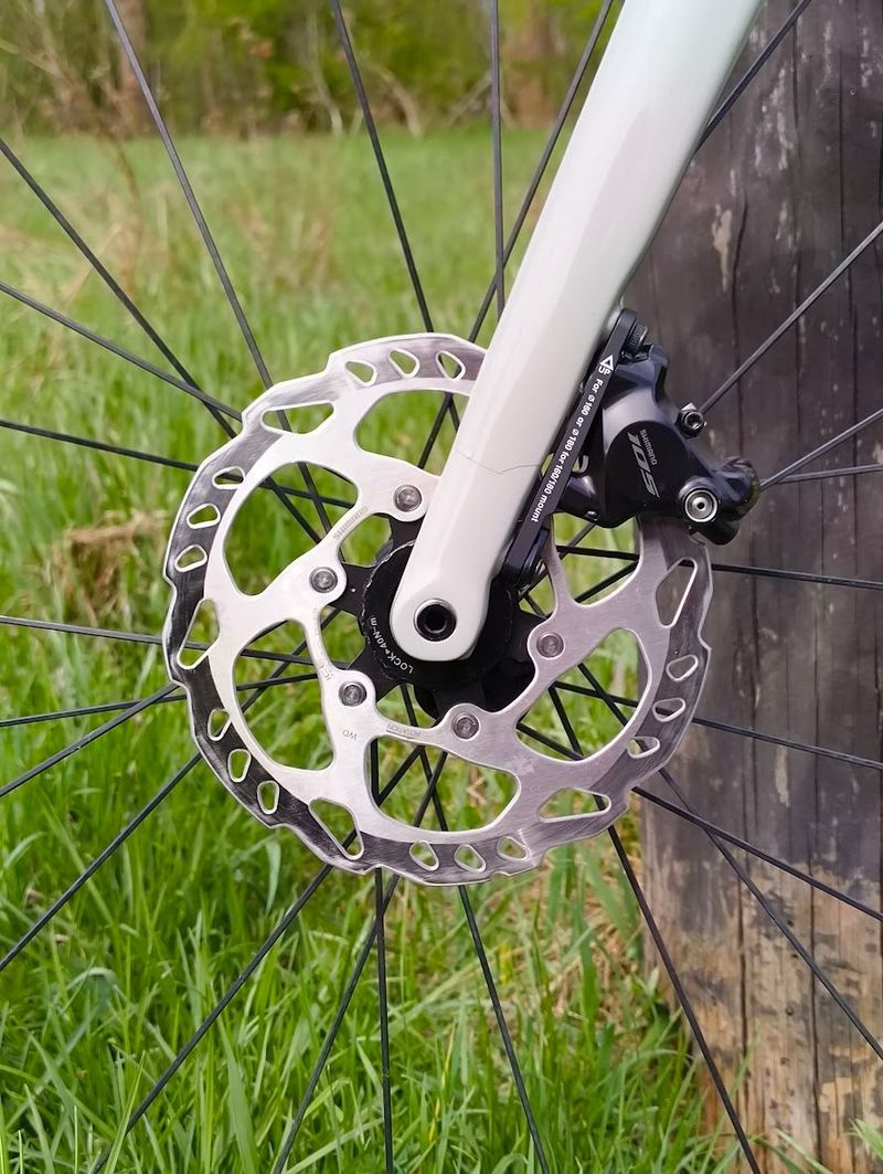 Cannondale Synapse Carbon 2 LE 2024 2024 Road & Gravel usato, Grigio chiaro — immagine 21 di 42