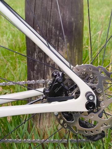 Cannondale Synapse Carbon 2 LE 2024 2024 Road & Gravel usato, Grigio chiaro — immagine 20 di 42