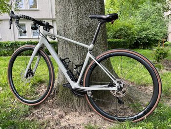 Używany Cannondale Synapse Carbon 2 LE 2024 2024 Road & Gravel — zdjęcie 6 z 12