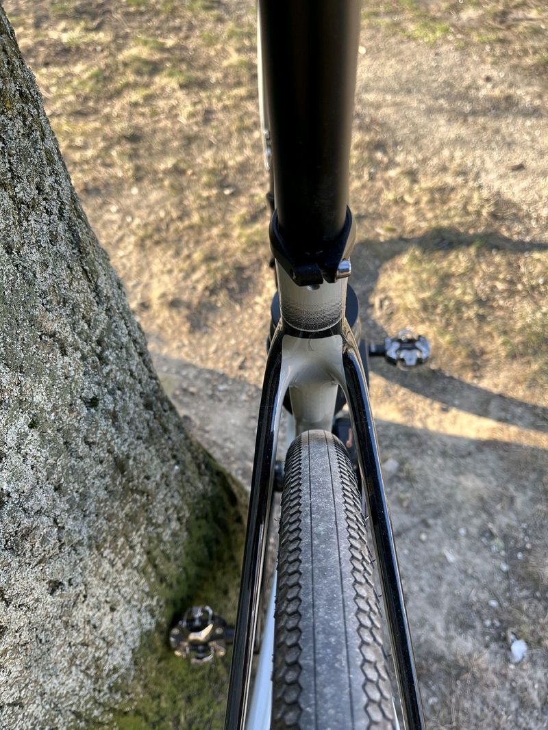 Cannondale Synapse Carbon 2 LE 2024 2024 Road & Gravel usato, Grigio chiaro — immagine 33 di 42