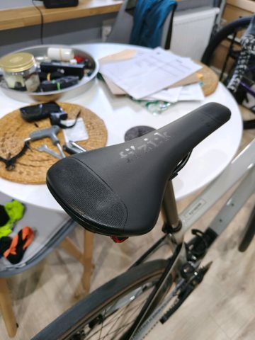 Cannondale Synapse Carbon 2 LE 2024 2024 Road & Gravel usato, Grigio chiaro — immagine 23 di 42