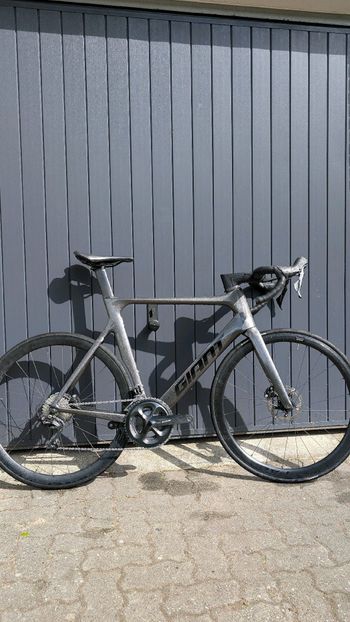 Used Giant Propel Advanced 2 Disc 2021 2021 Road & Gravel, Black — image 1 of 9