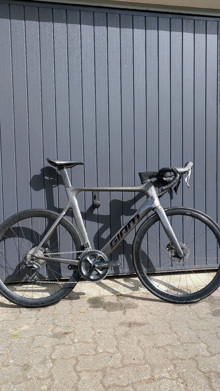 Used Giant Propel Advanced 2 Disc 2021 2021 Road & Gravel, Black — image 1 of 9