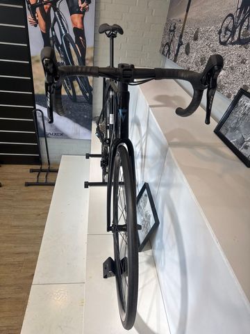 Used Giant TCR Advanced 2 2025 2025 Road & Gravel, Black — image 3 of 5
