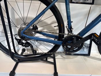 Used Liv Devote 1 2022 2022 Road & Gravel, Blue — image 2 of 5
