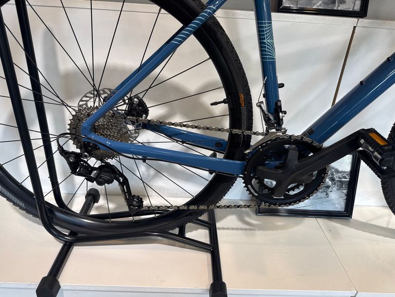 Used Liv Devote 1 2022 2022 Road & Gravel, Blue — image 2 of 5