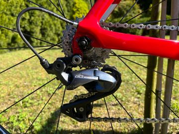 Used Trek Madone 9.0 2018 2018 Road & Gravel, Red — image 10 of 11